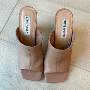 Steve Madden Leather upper and approximately 3&3/4 manmade sole heels.